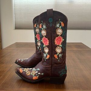 Macie Bean Brown Floral Embroidered Heeled Boots